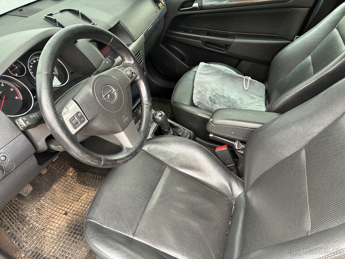 Opel Astra h 1.9 tdci - 4