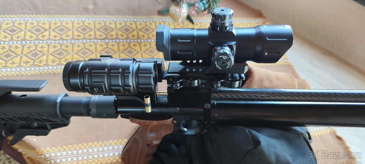 Kolimátor UTG 6" + 3x zvětšovací modul - 4