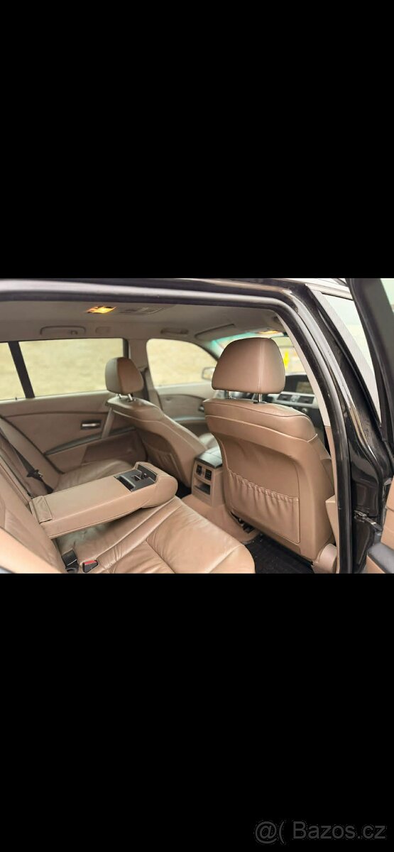 BMW e61 530d r.2005 černá combi stk platná - 4