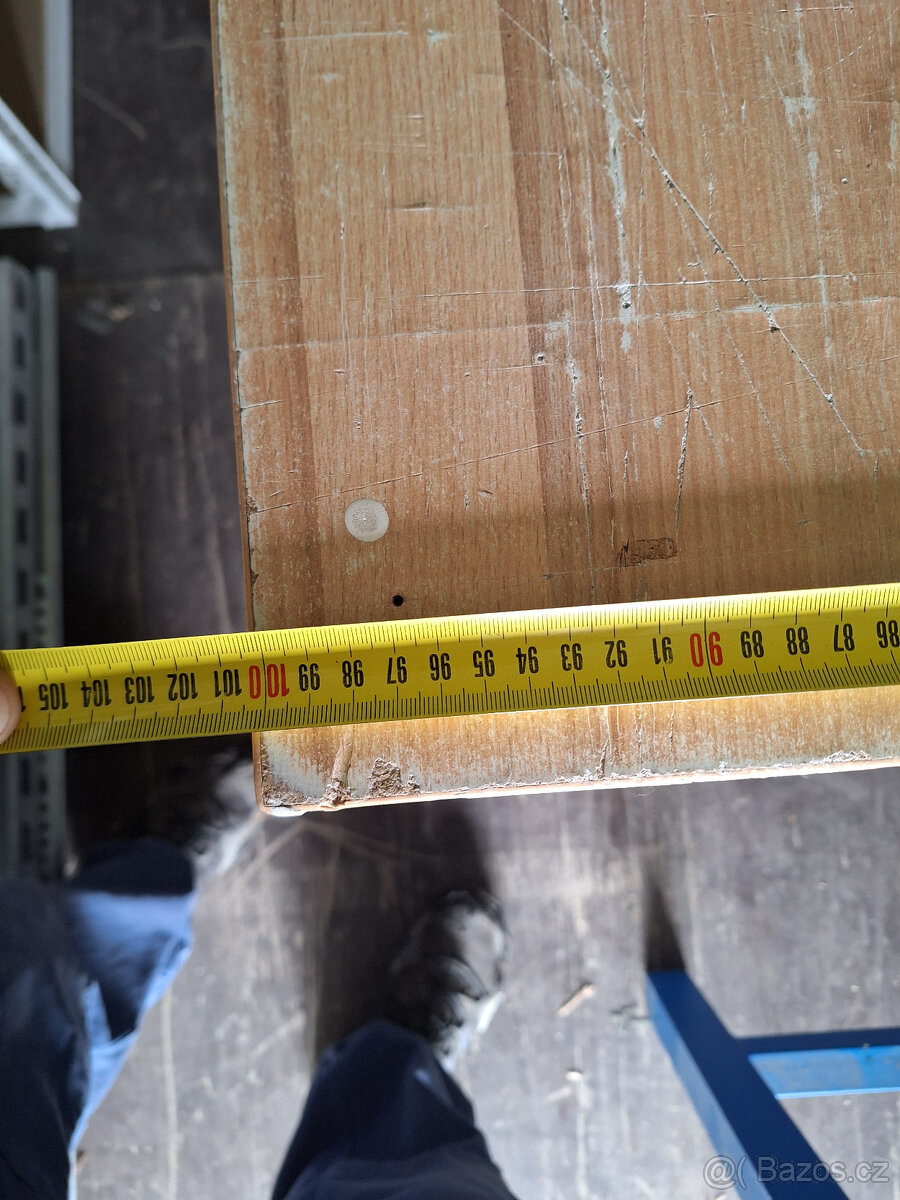 Dílenský pracovní stůl - 4