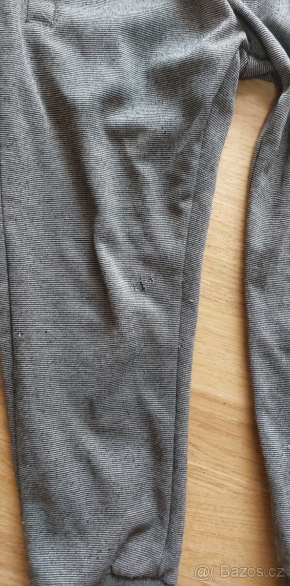 Šedé tepláky, tepláky s autem vel. 104 - 4