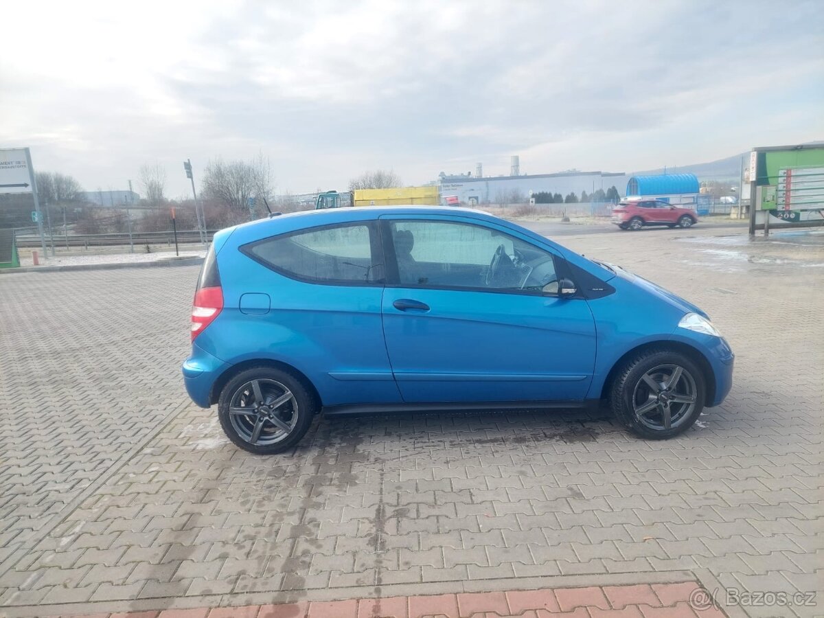 Mercedes Benz A150 - 4