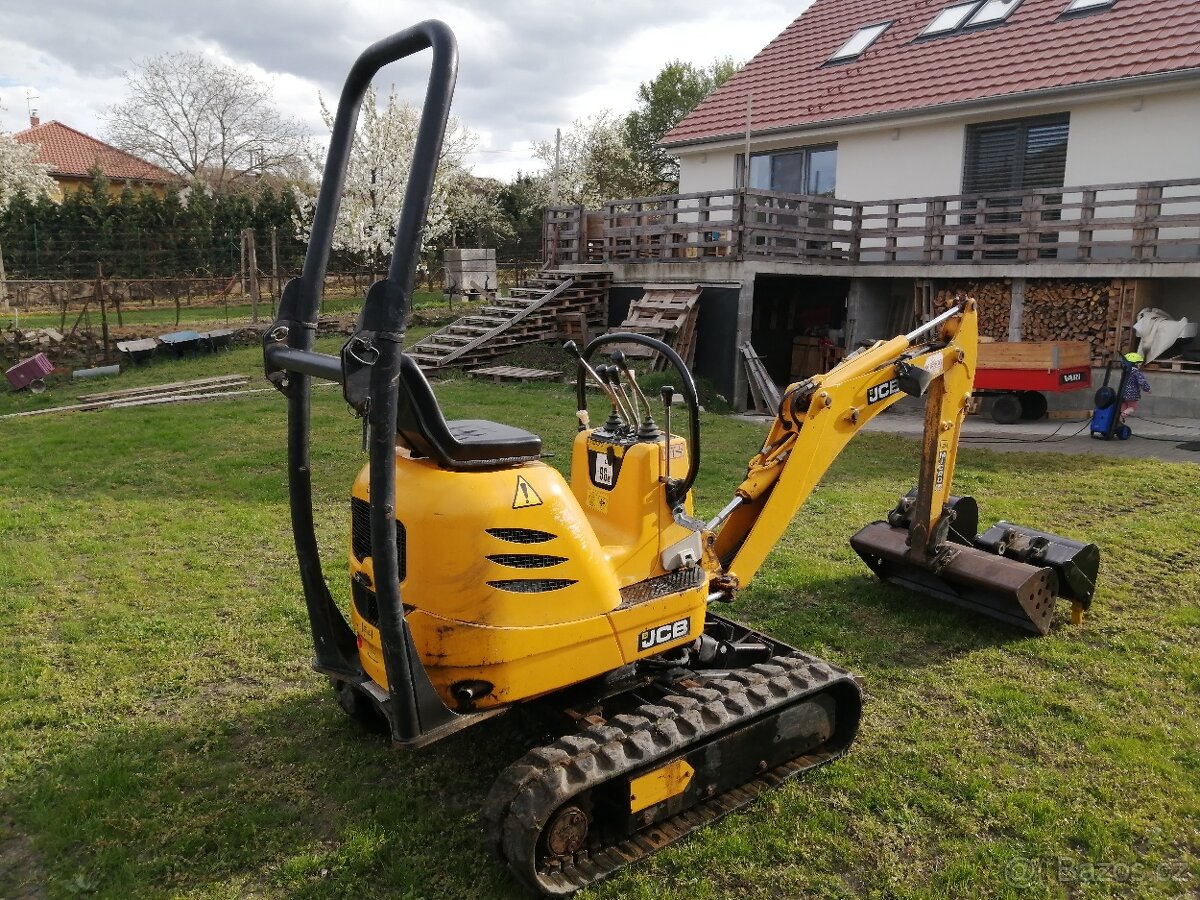 Bagr JCB Micro Plus - 4