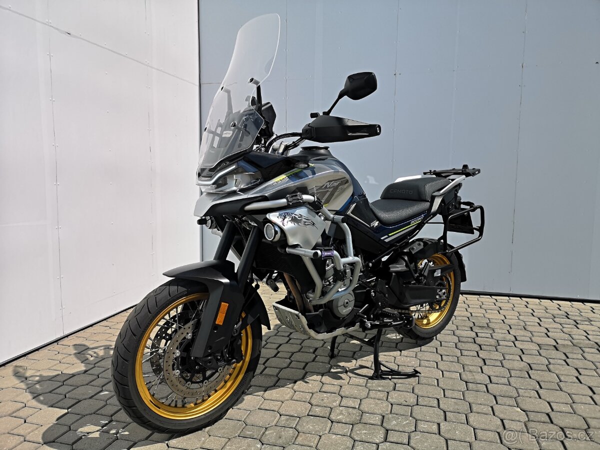 CFMOTO 800 MT Touring,r.v.2022, nové v ČR, 1.majtel