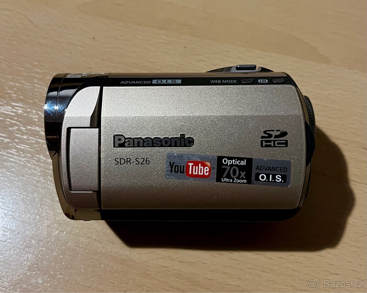 Panasonic SDR-S26 – 70× optický zoom,až 3500x digitální - 4