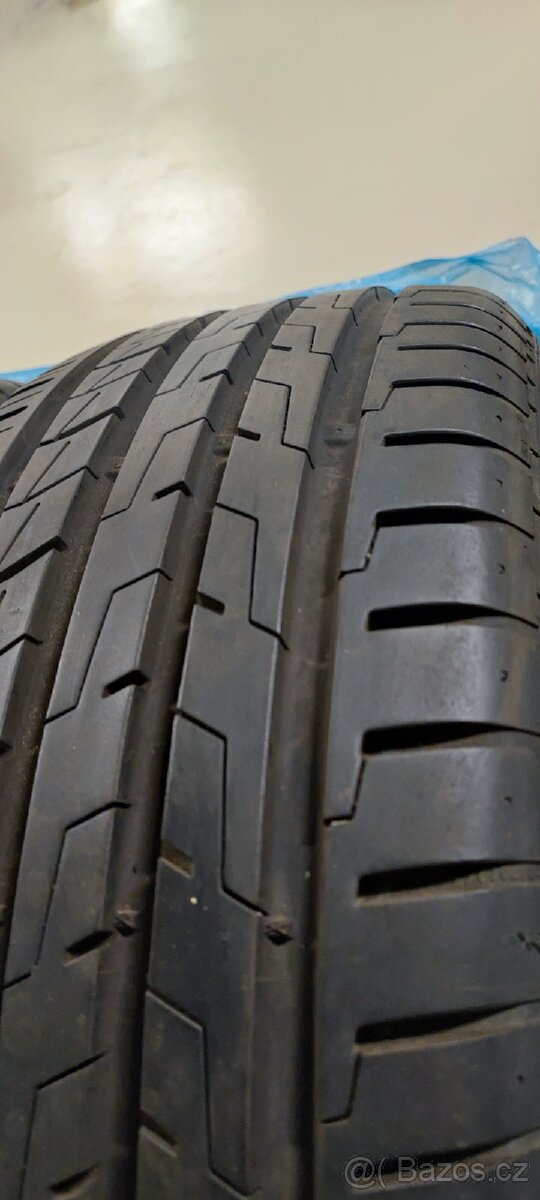 Letní 215/55/17 Matador Hectorra5, DOT 0423, 8.6mm. - 4