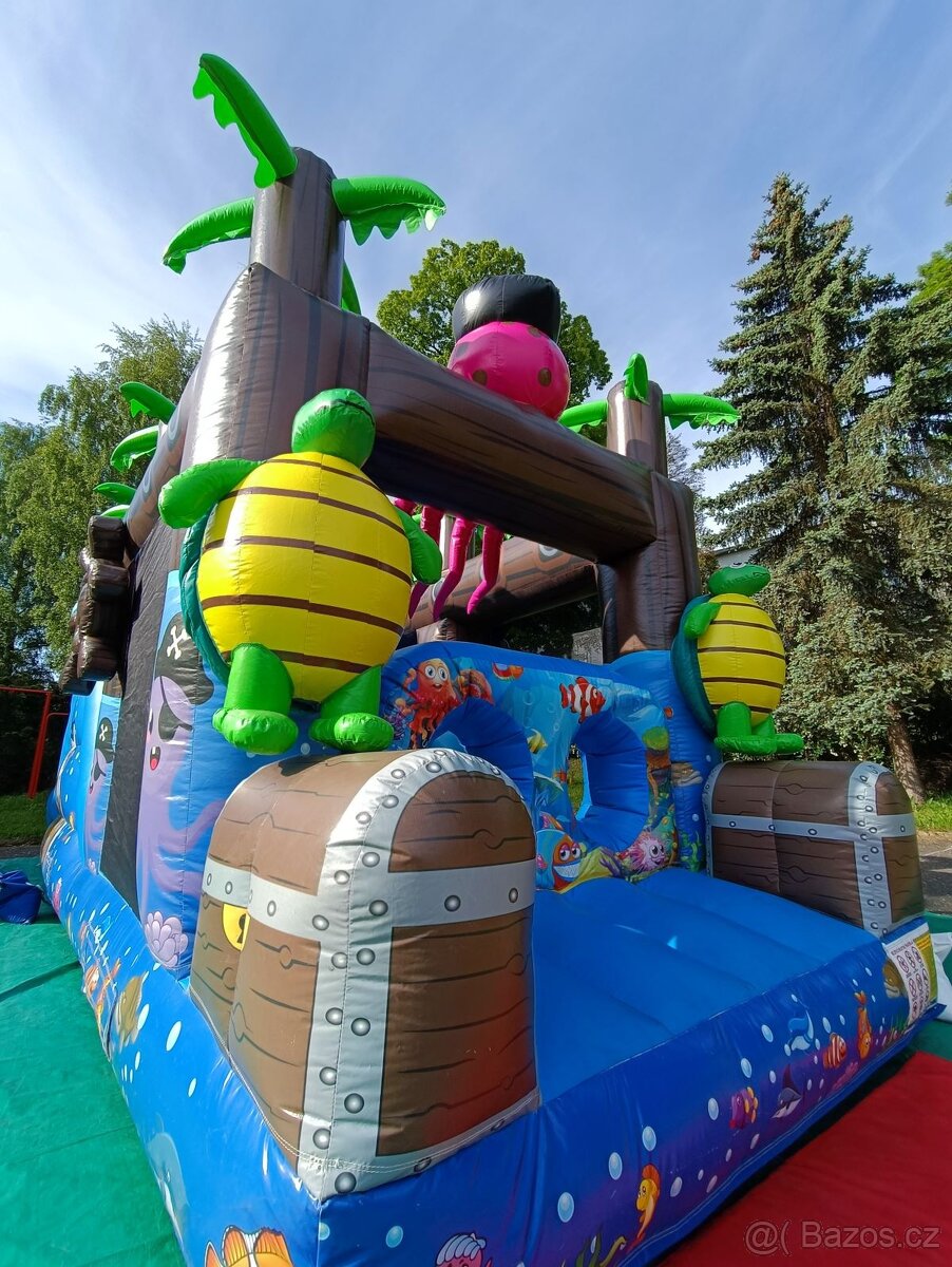 Skákací hrad - překážková dráha - 4