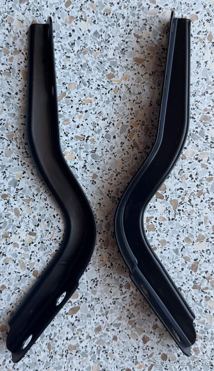 Držáky přední masky Octavia1, 1U0823573A,1U0823574A, - 4