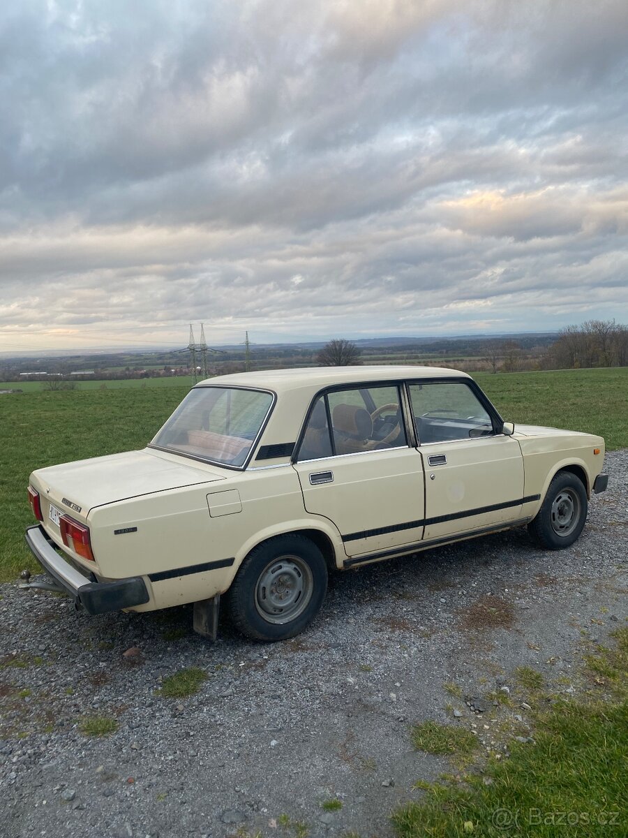 Lada vaz žiguli 2105 - 4