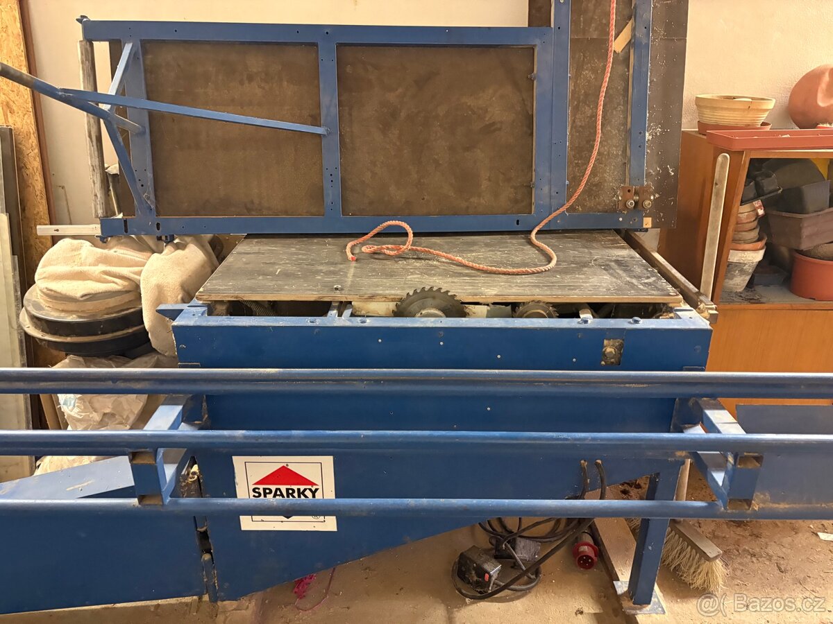 Formátovací pila Sparky - 4