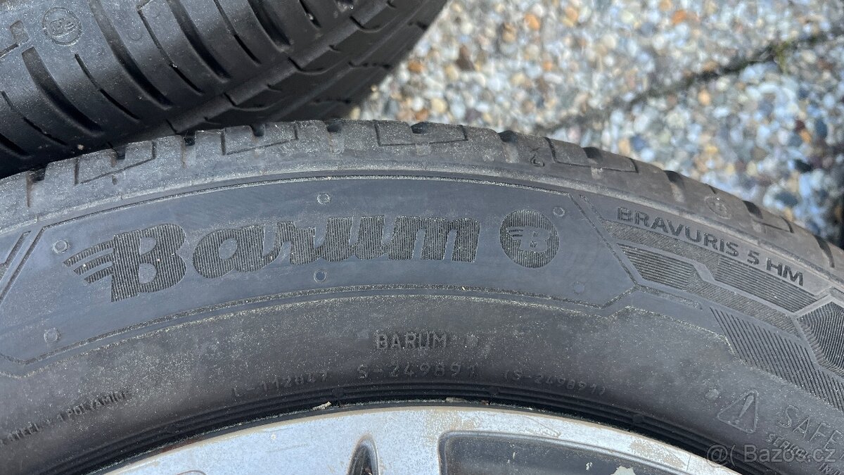 Plechová kola s letními pneu Barum 195/55 R15 - 6mm - 4