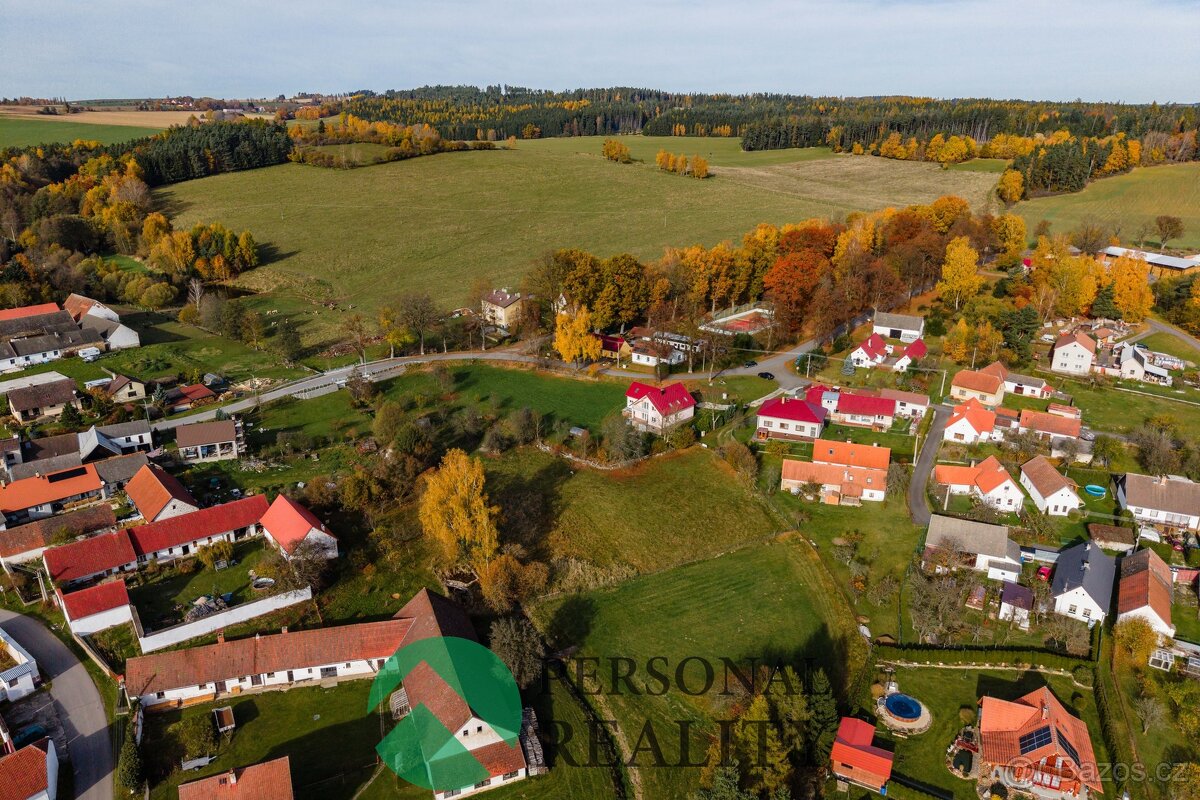 Prodej stavebního pozemku 2 232 m², Mlýny, ev.č. 02547 - 4