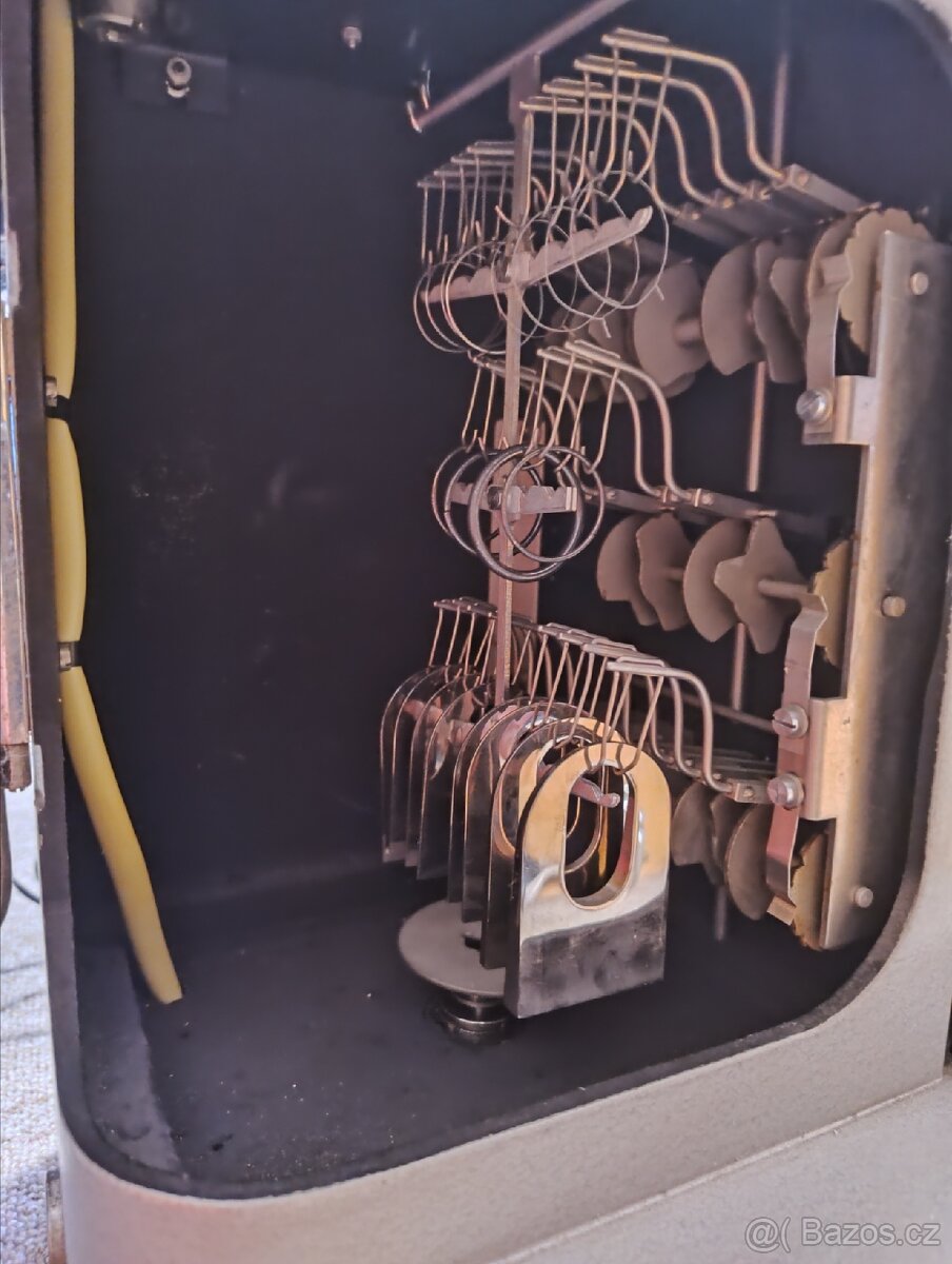 Poloautomatiké laboratorní váhy Meopta - 4