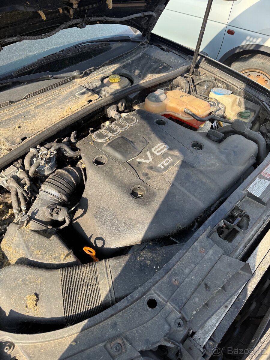 Audi A6 4B 2.5 V6 110KW - 4