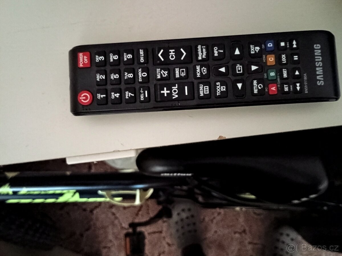 Televize Samsung prohnutá - 4