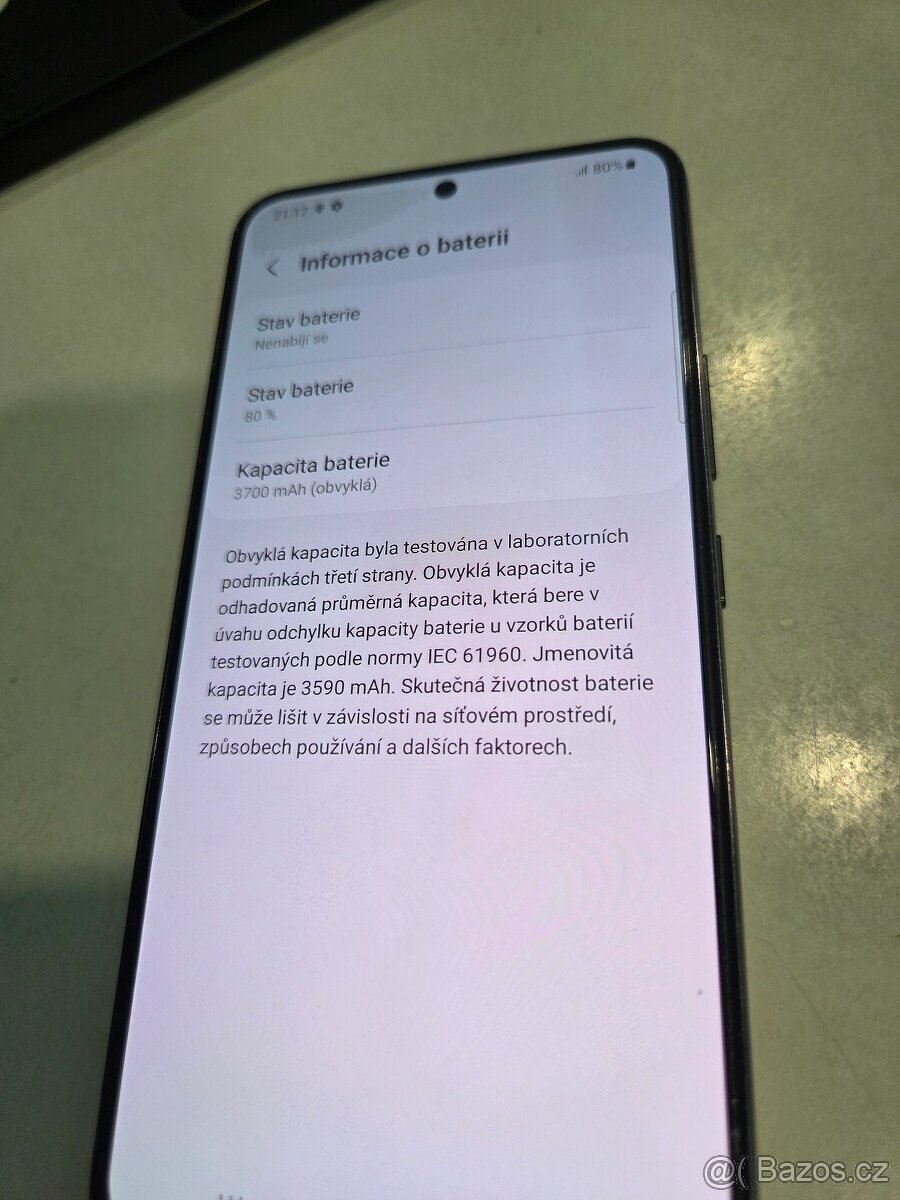 Samsung Galaxy s22 černý TOP stav - 4