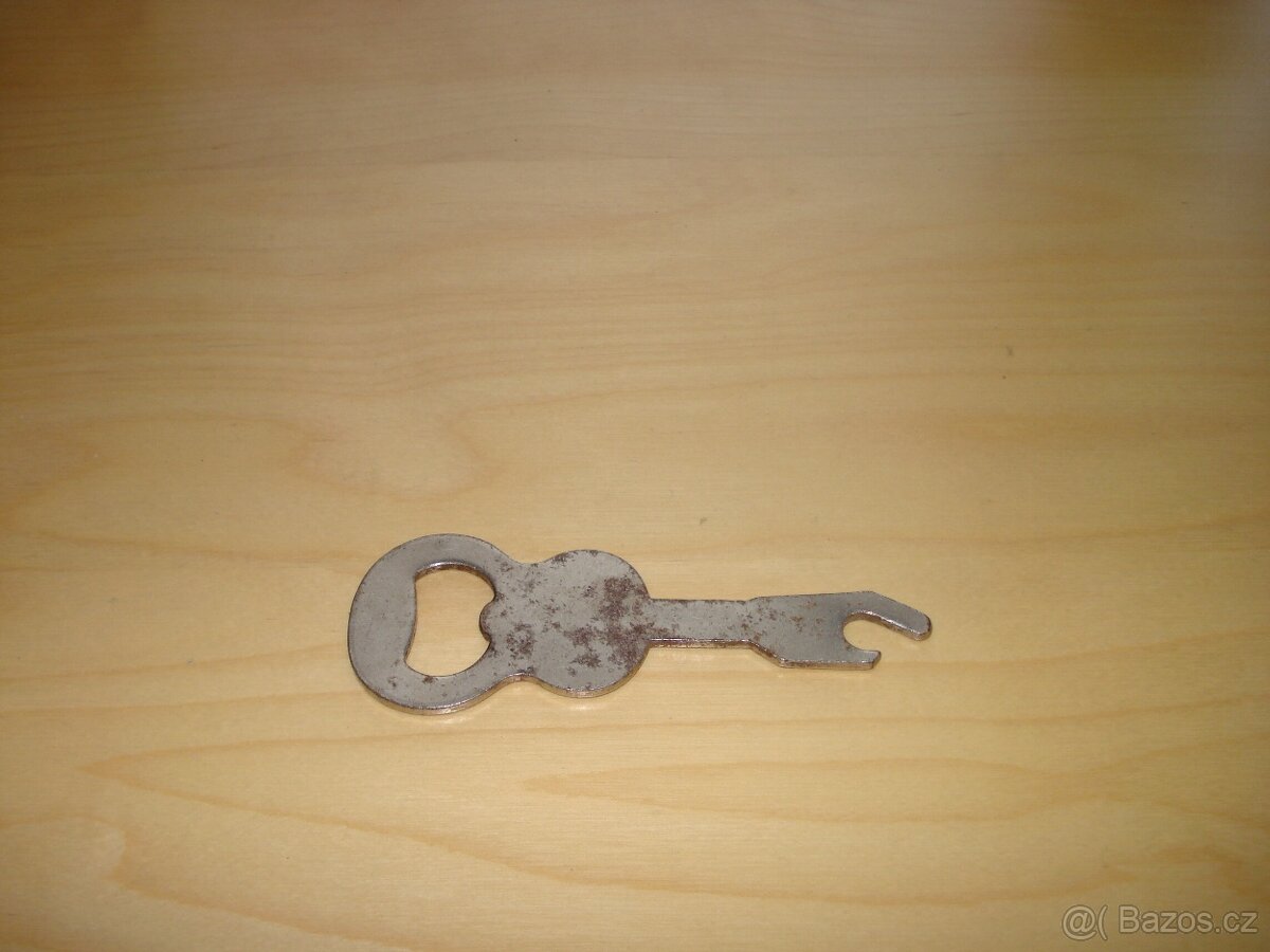 Vývrtky a otvíráky - 4