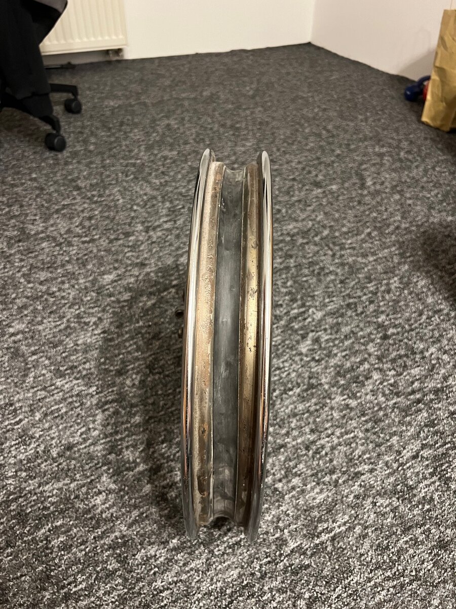 Kolo jawa 175/356 - 4