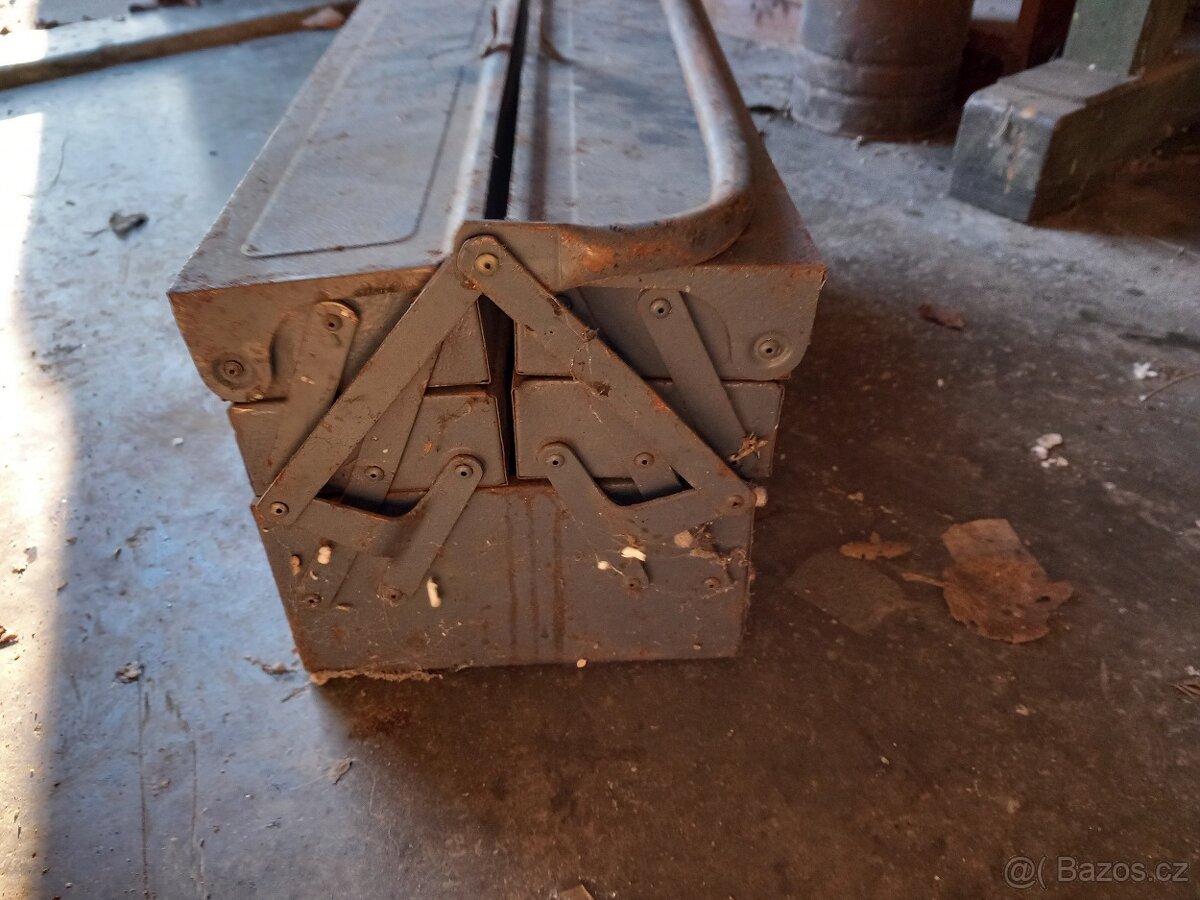 rozkládací montážní box - 4