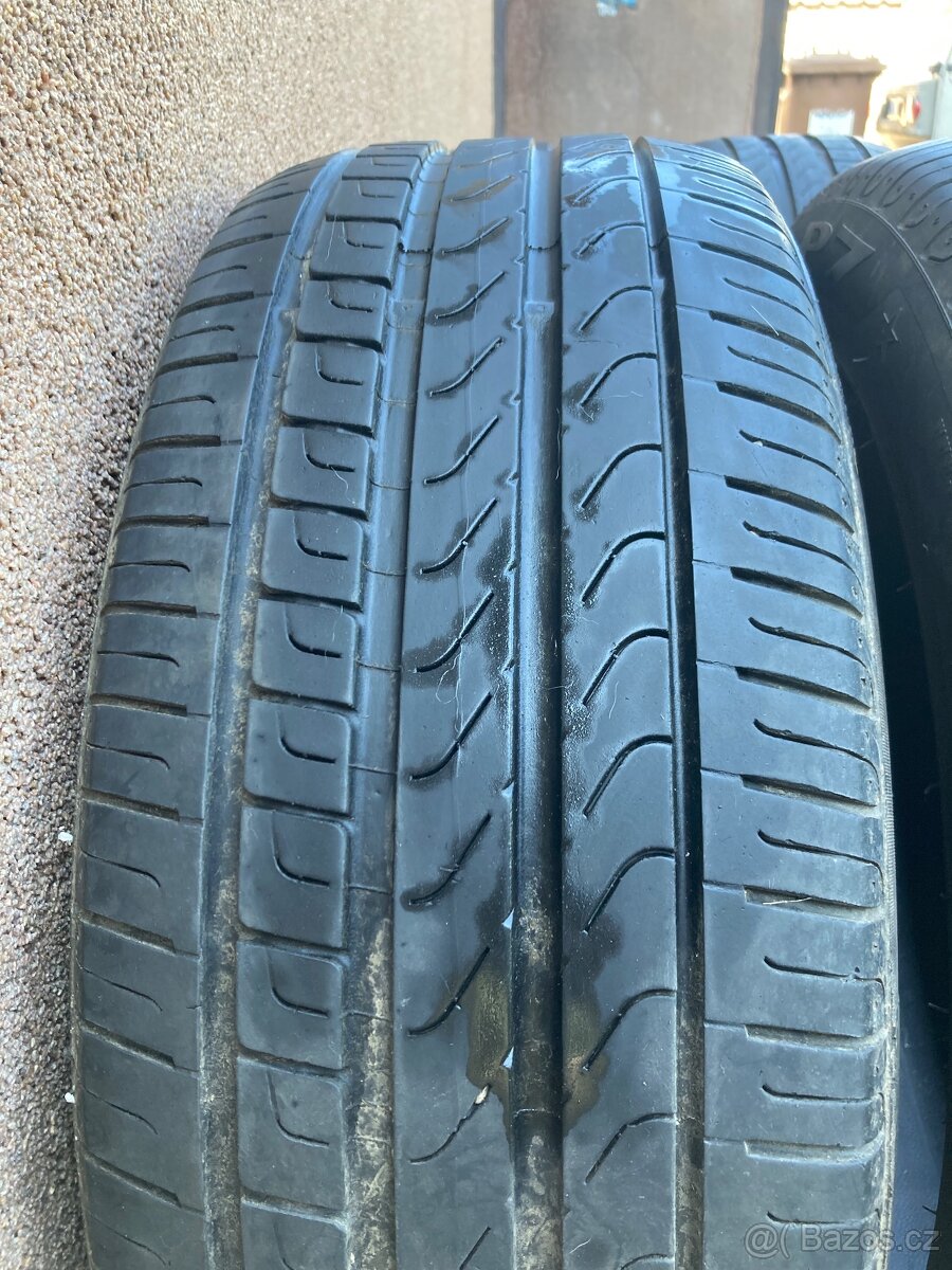 Pirelli 225/50/17 - 4