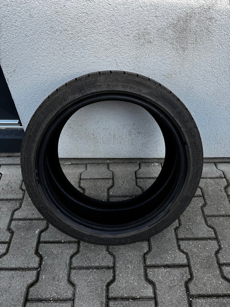 Zimni pneu 215/40 R17 - 4