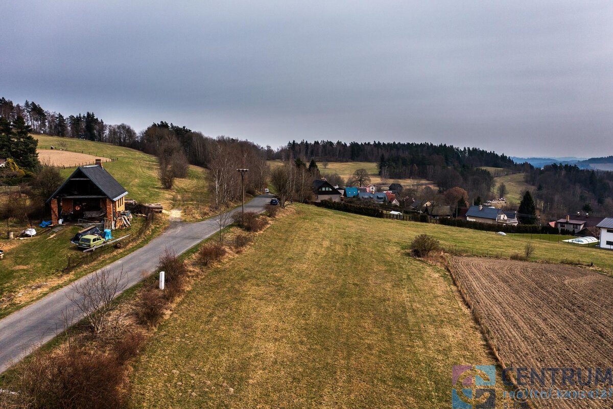 Prodej pozemku 836 m2 - 4