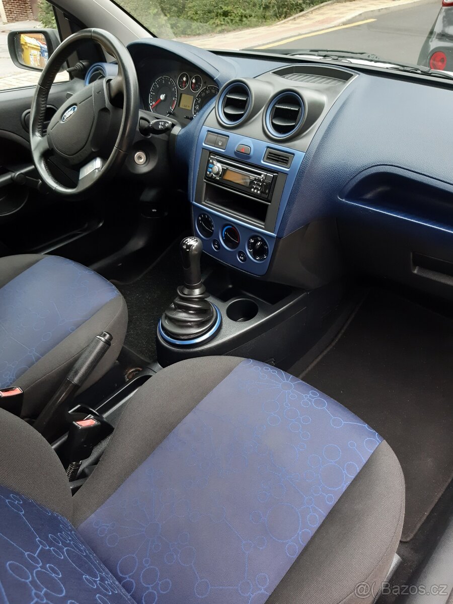 Prodám ford fiestu - 4