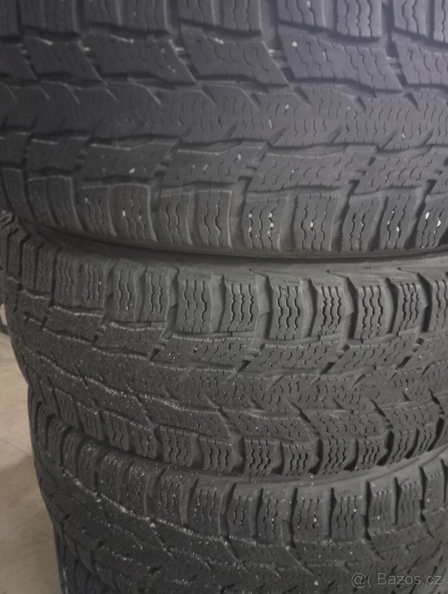 PNEU 205/65-16C Na dojetí - 4