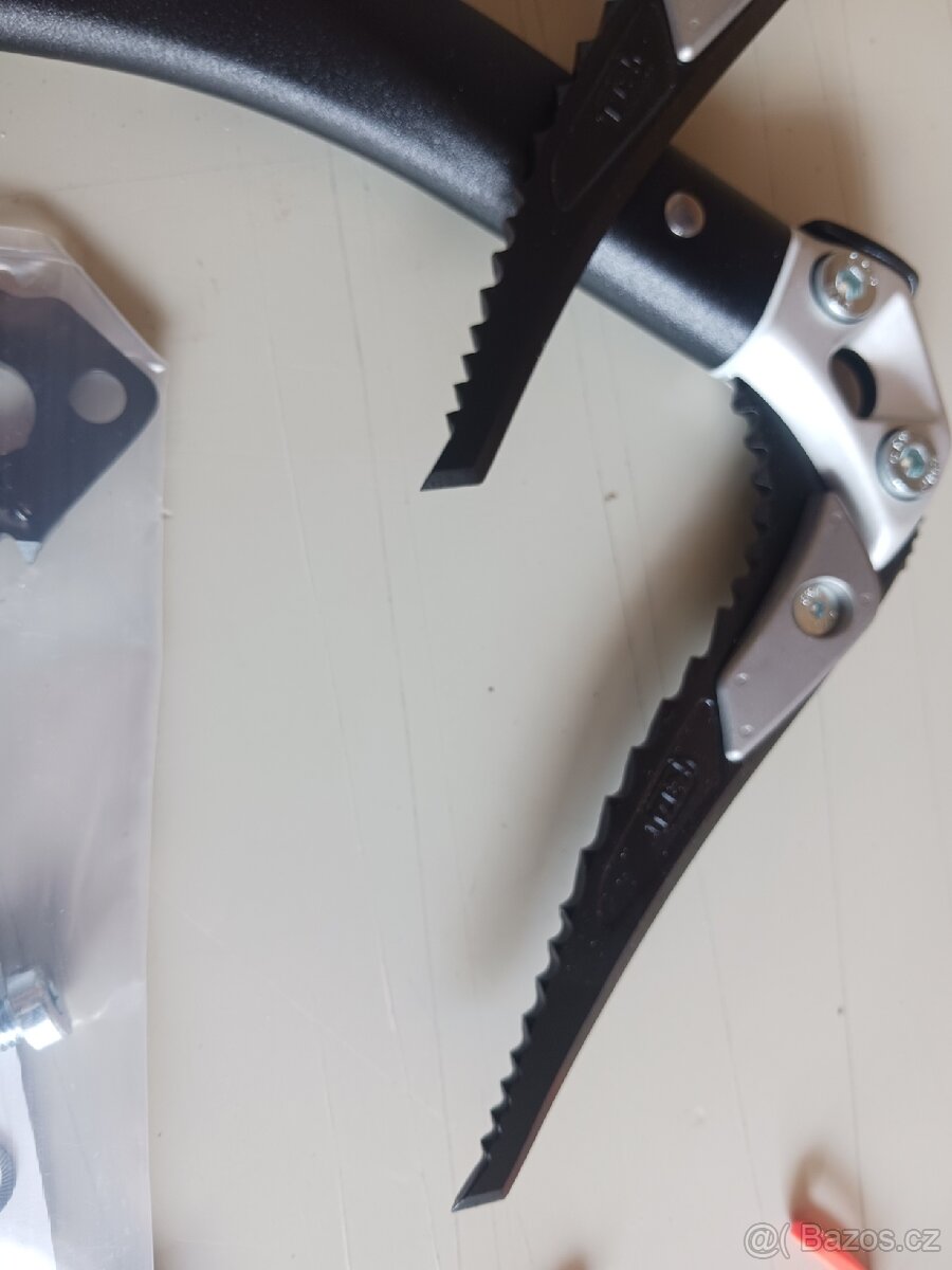 Petzl NOMIC pár - 4
