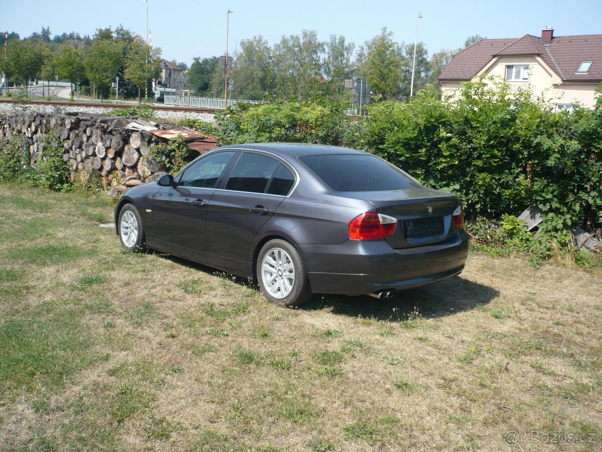 bmw e90 325i , manual - 4