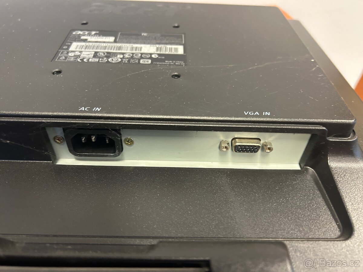Monitor ACER - 4