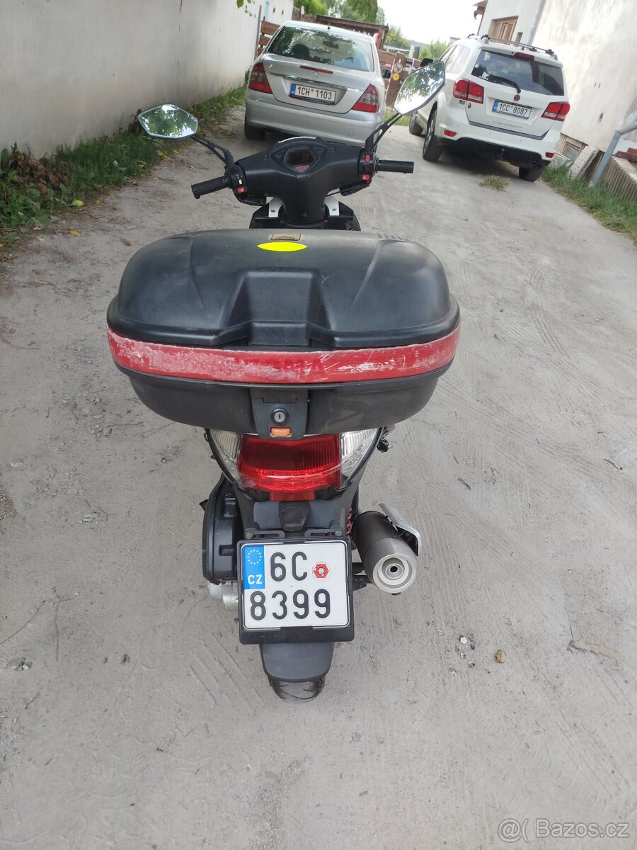 Yuki City 125 ccm - 4