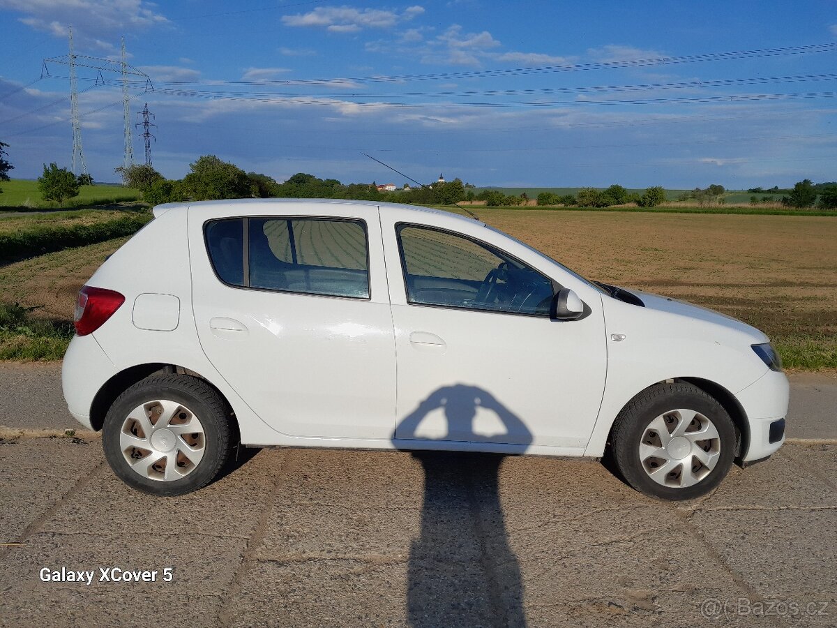 Dacia sandero. 0.9tce - 4