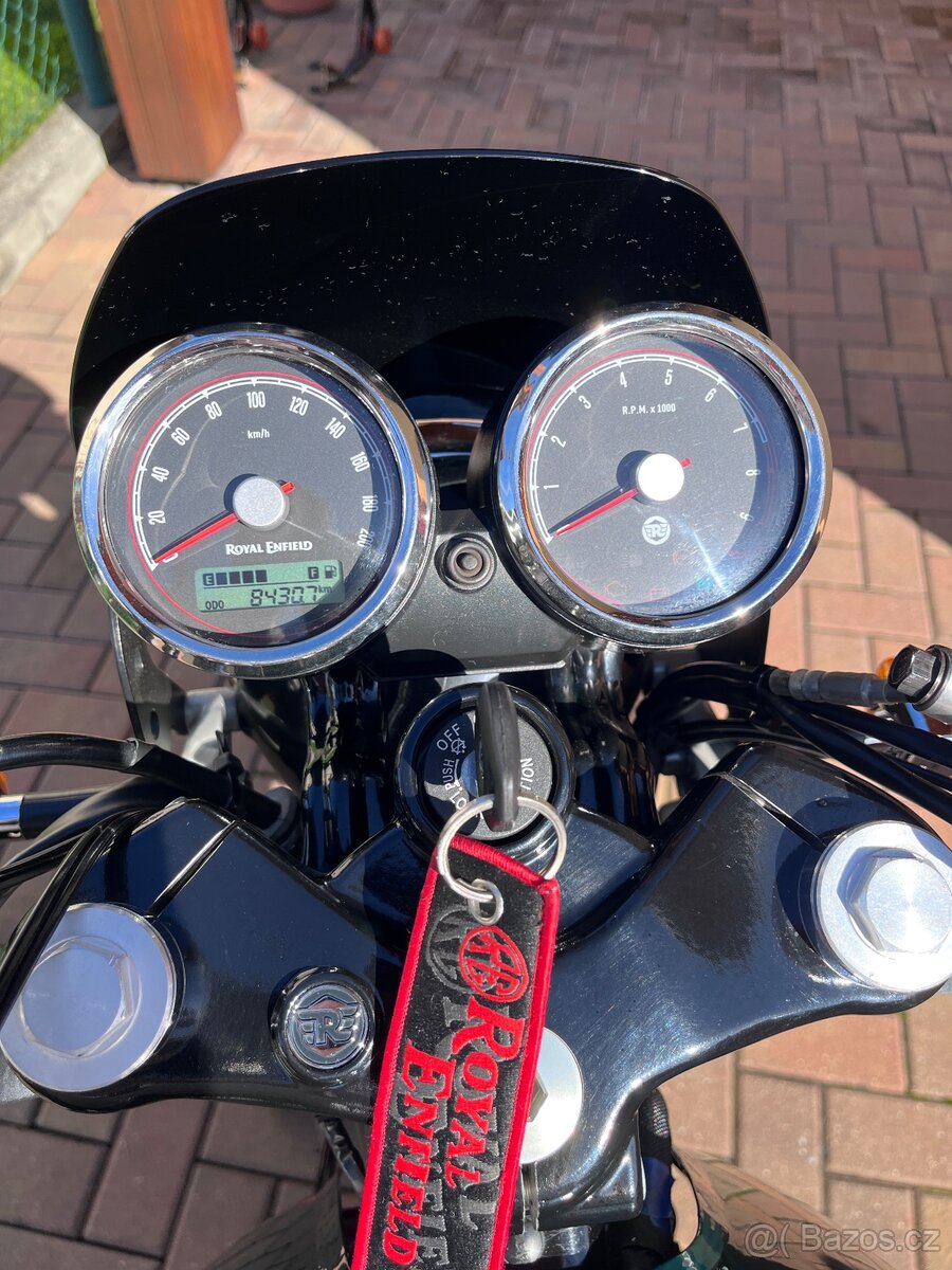 Royal Enfield continental GT - 4