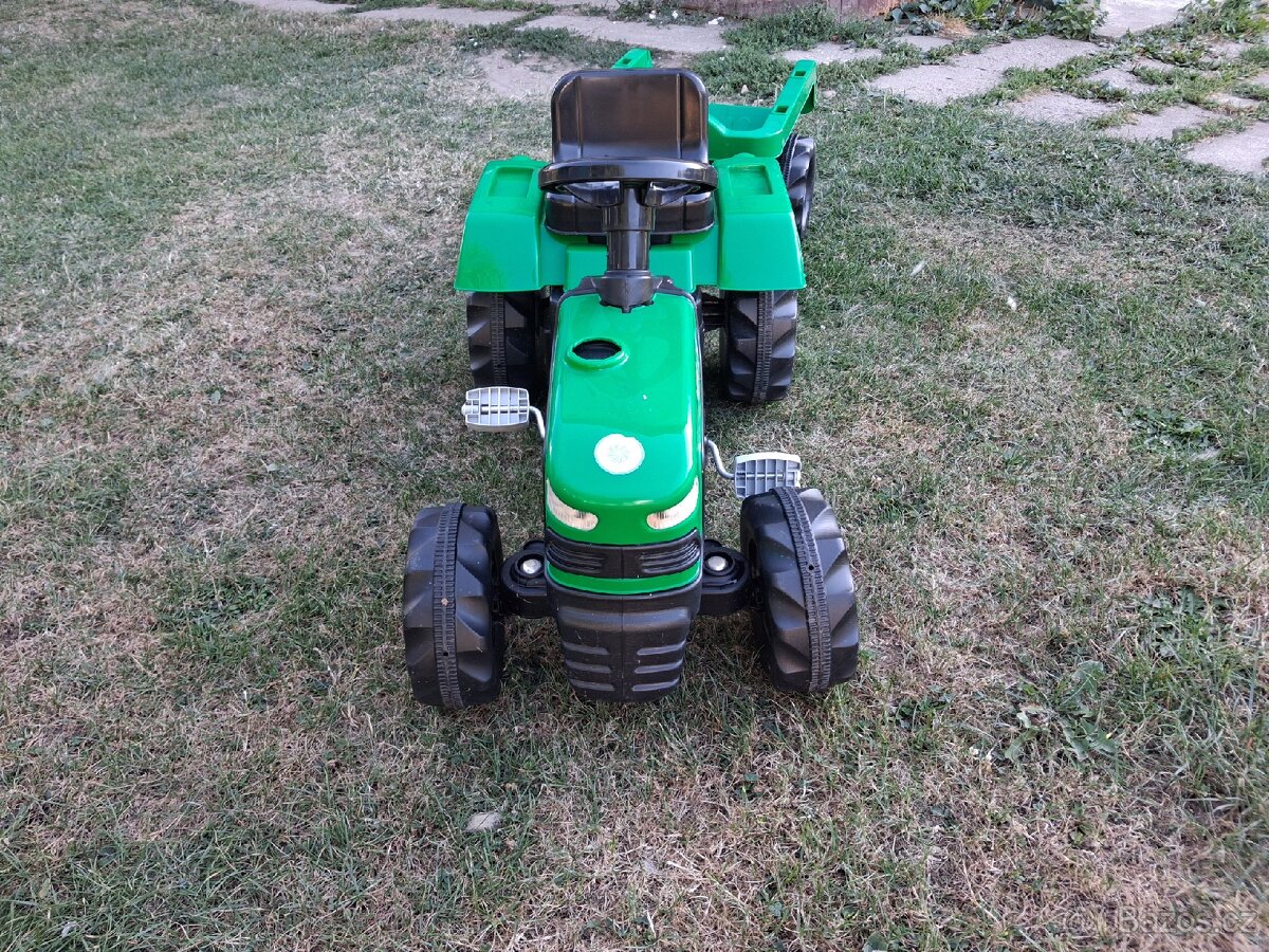 Šlapací traktor s vozíkem - 4