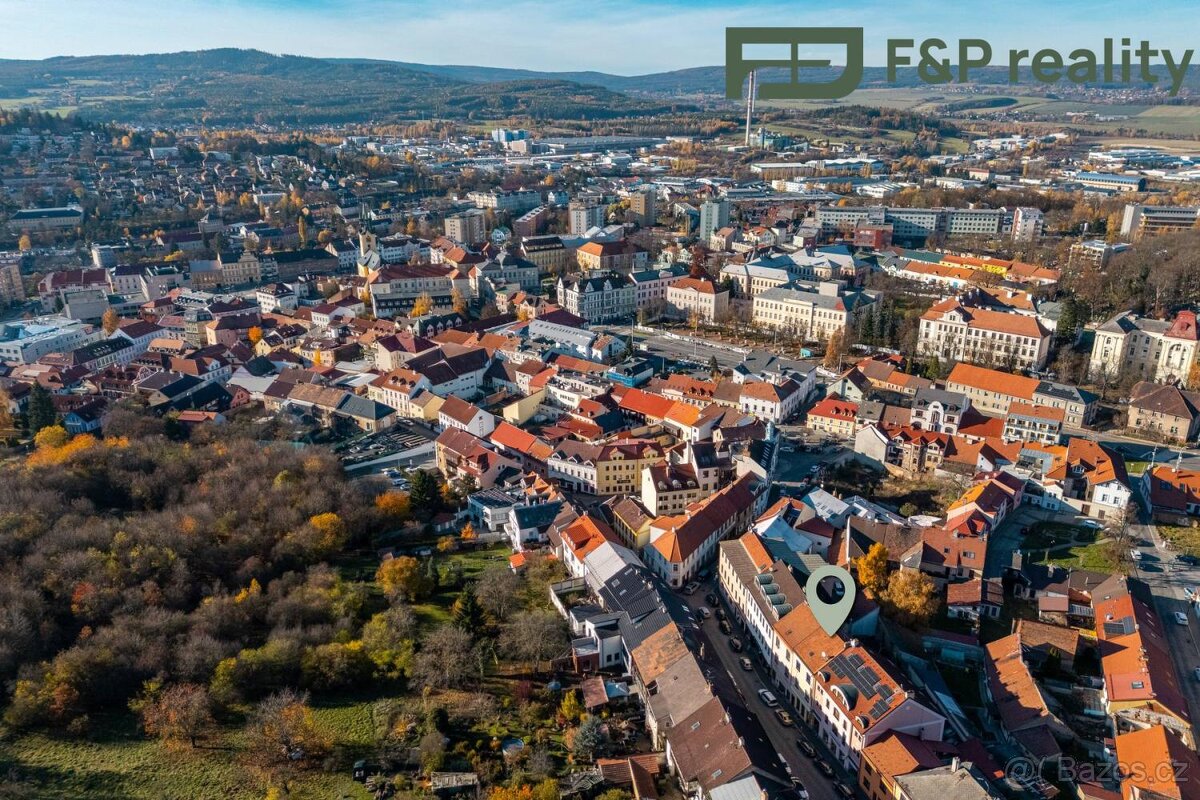 Prodej rodinného domu v centru Příbrami se 2 bytovými jedno - 4