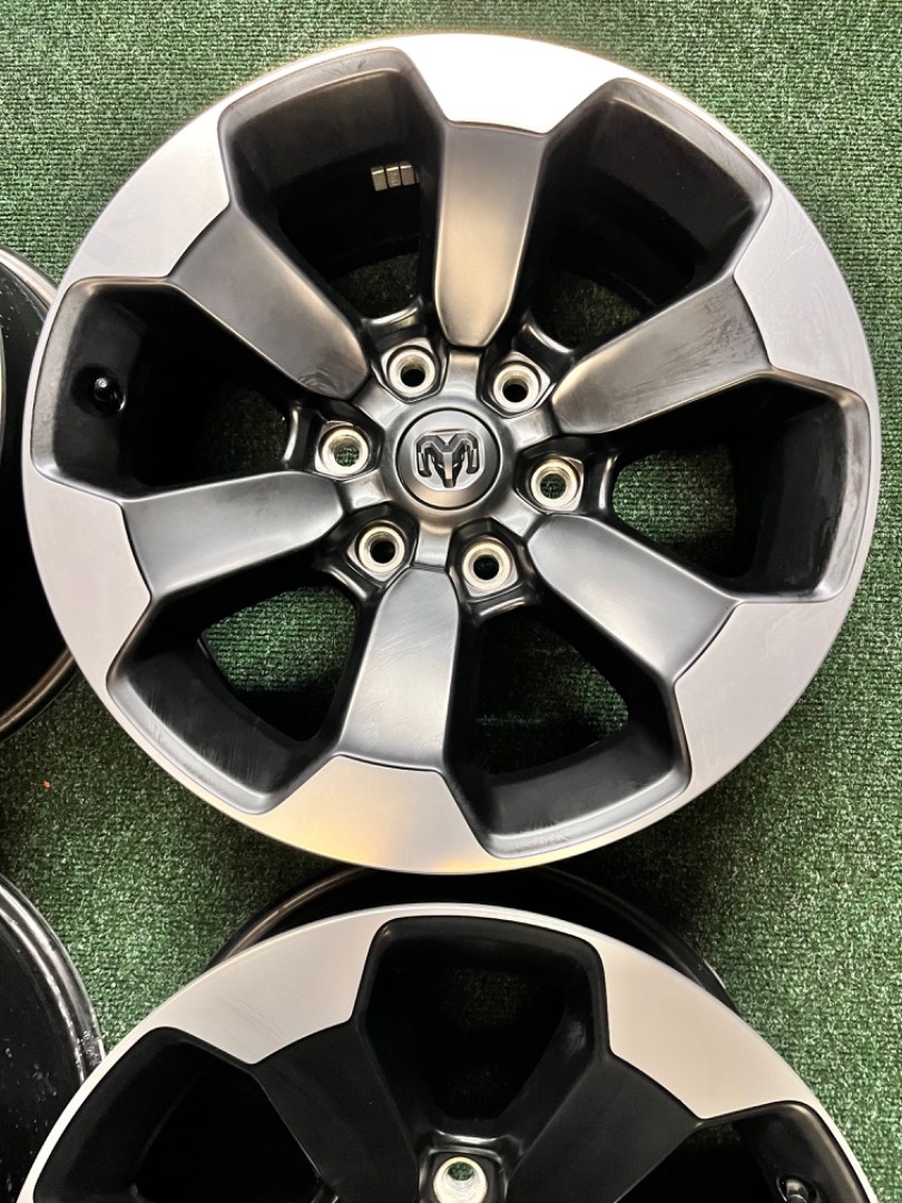 6x139.7 R18 Orig. Alu Dodge RAM 1500 REBEL - TOP STAV