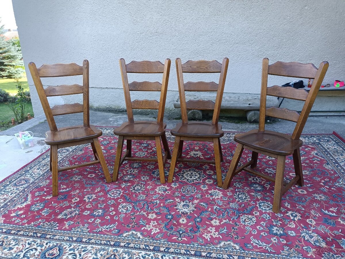 4 X rustikální , dubové židle , masiv . - 4