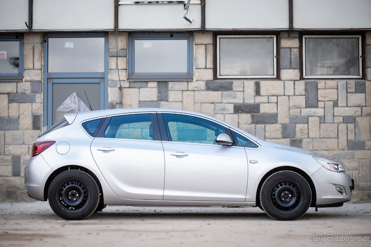 Opel Astra 1.6 85kW - 4