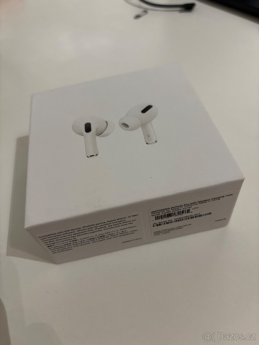 Apple AirPods Pro (1. generace) - 4