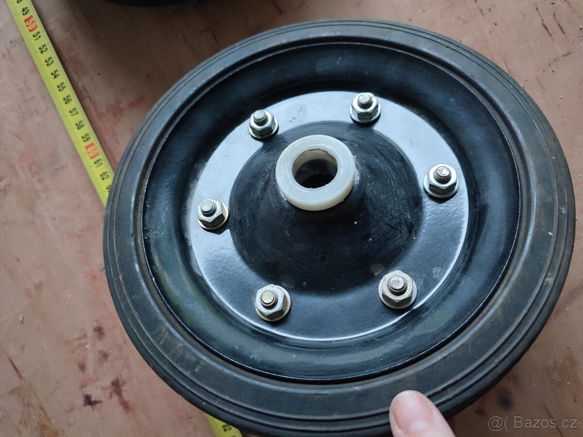 Pryžové kolo nenafukovací - 4