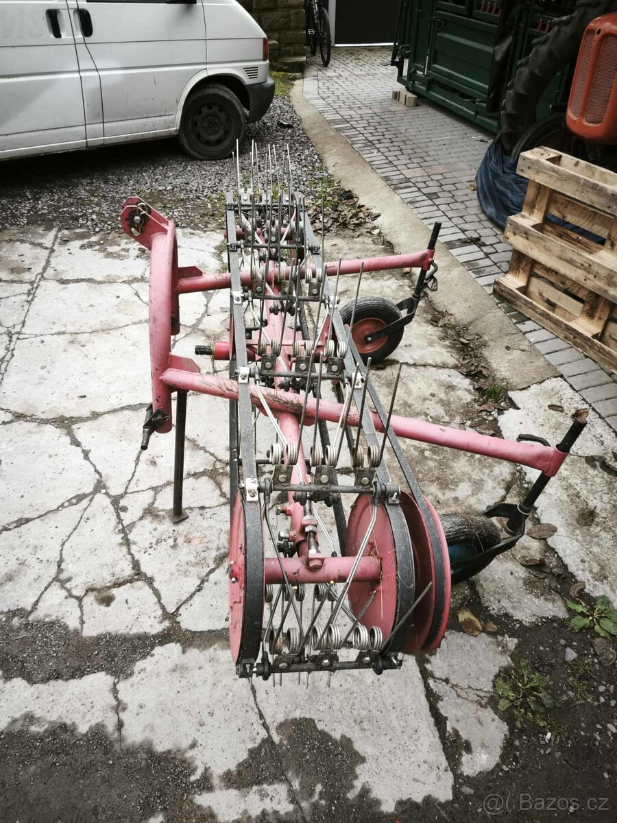 pásový shrnovač píce - 4