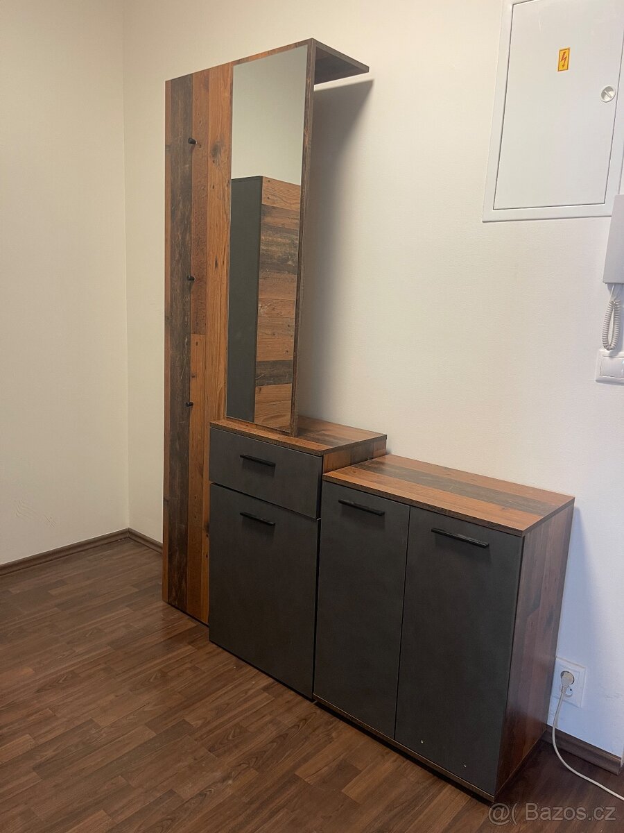 Šatní skříň, předsíňová stěna, komoda/botník - 4