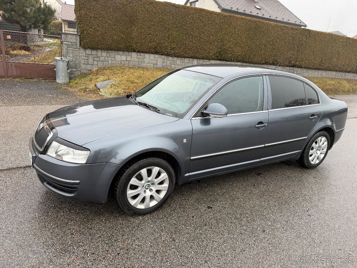 Škoda Superb 2.0 TDi 103kw - 4