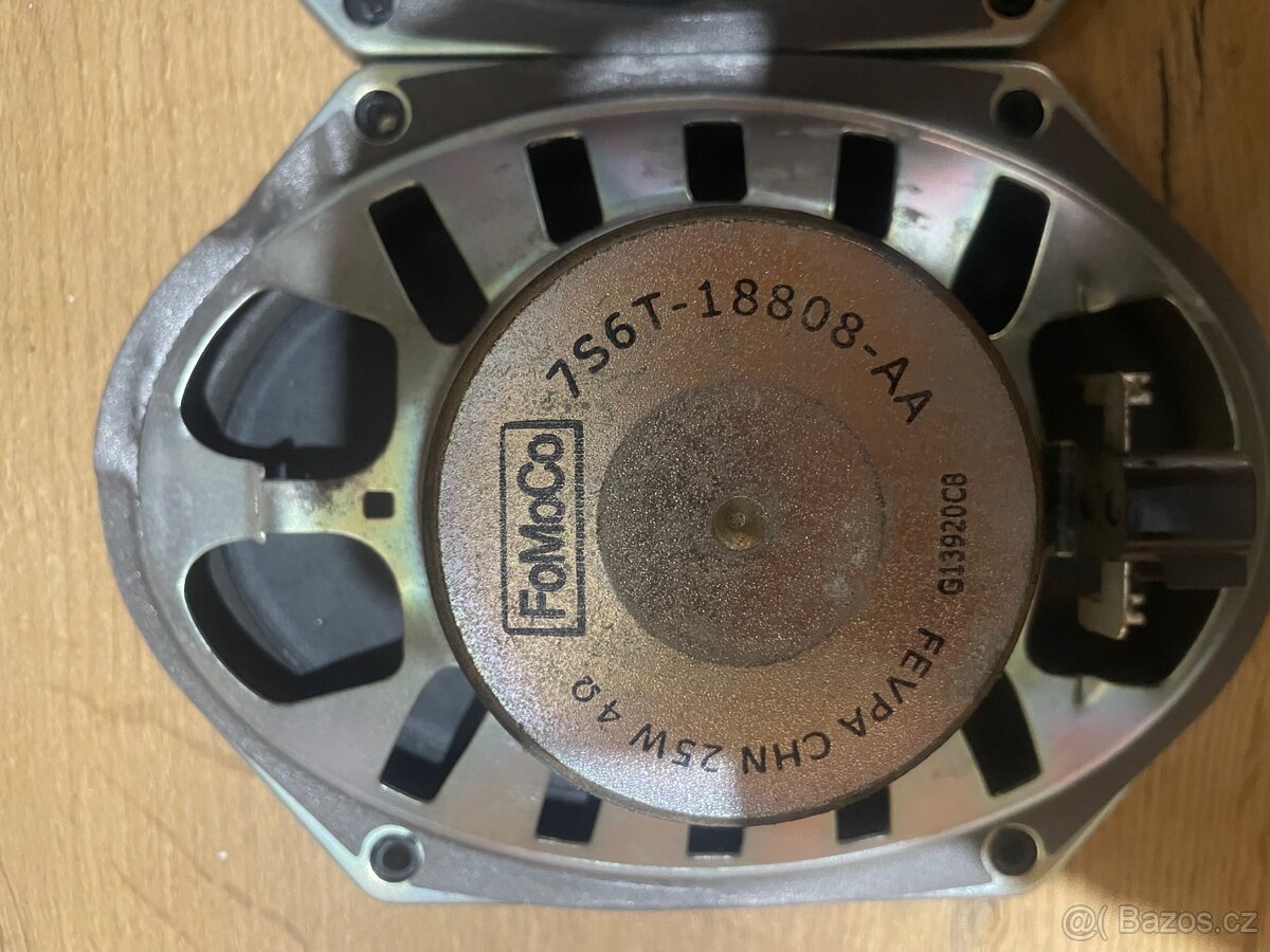Reproduktory Ford Transit MK7 - 4