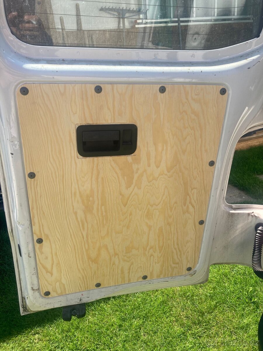 VW Transportér T5 (Výdřeva) - 4