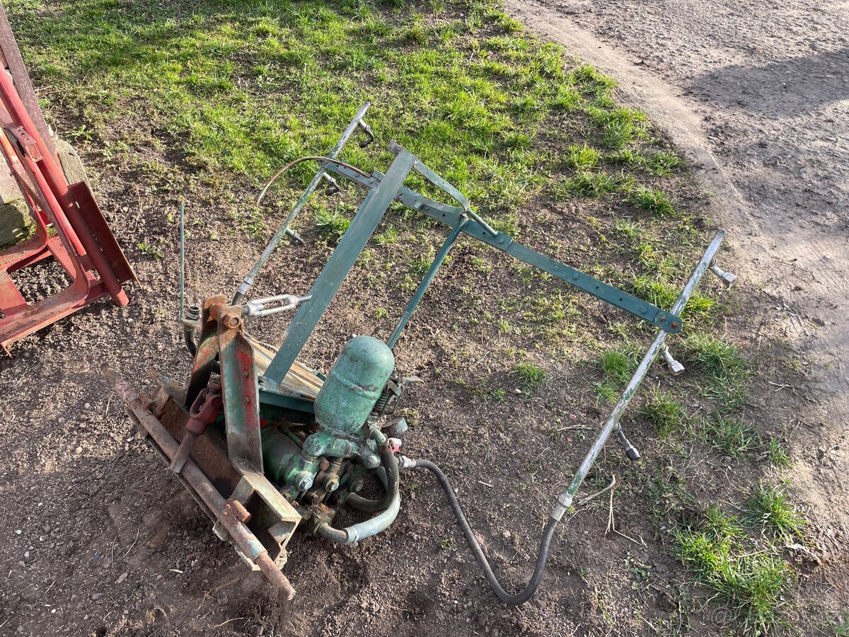 Postřikovač HOLDER - 4