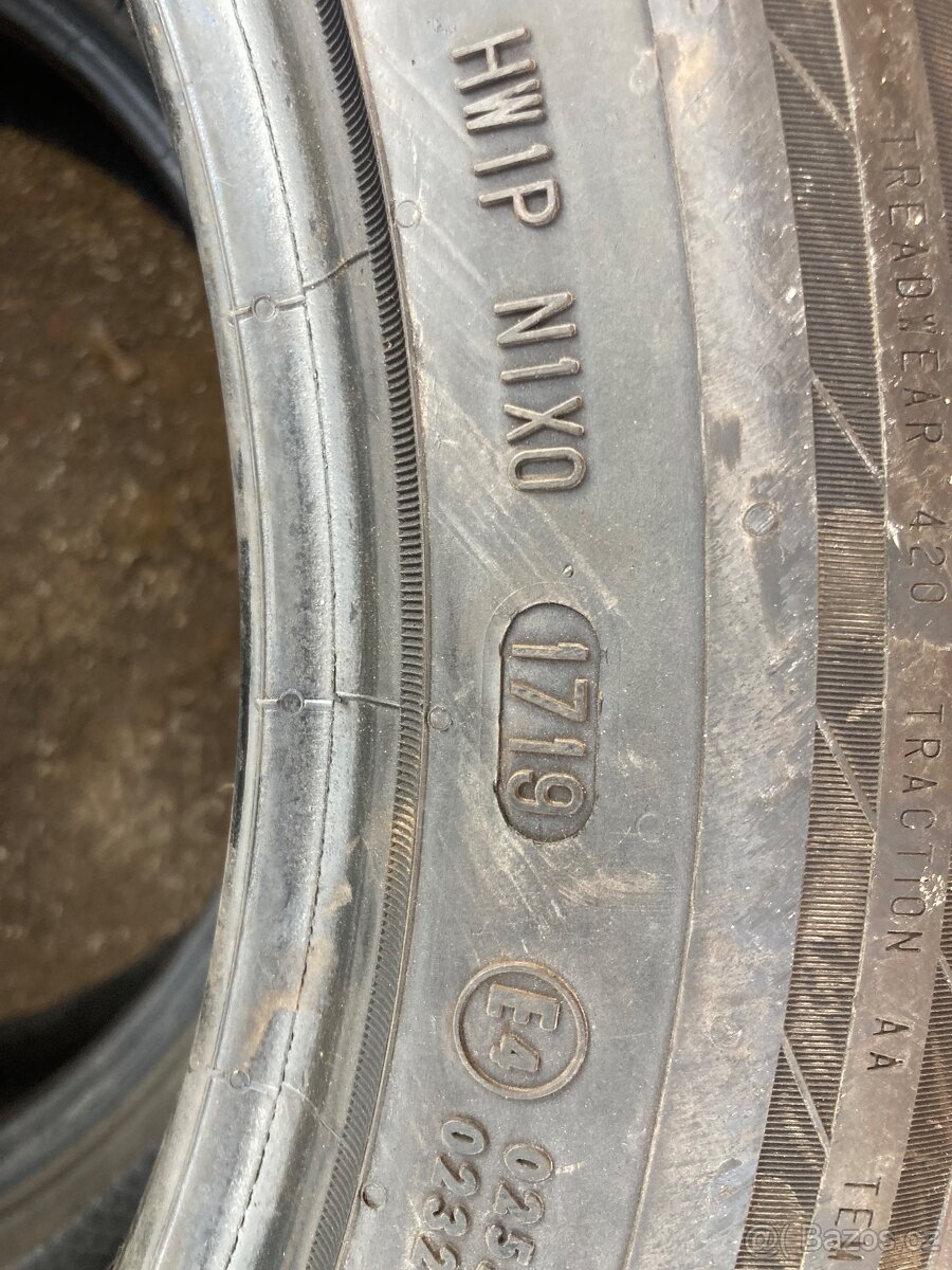 Letní pneu 235/50/18 - 4