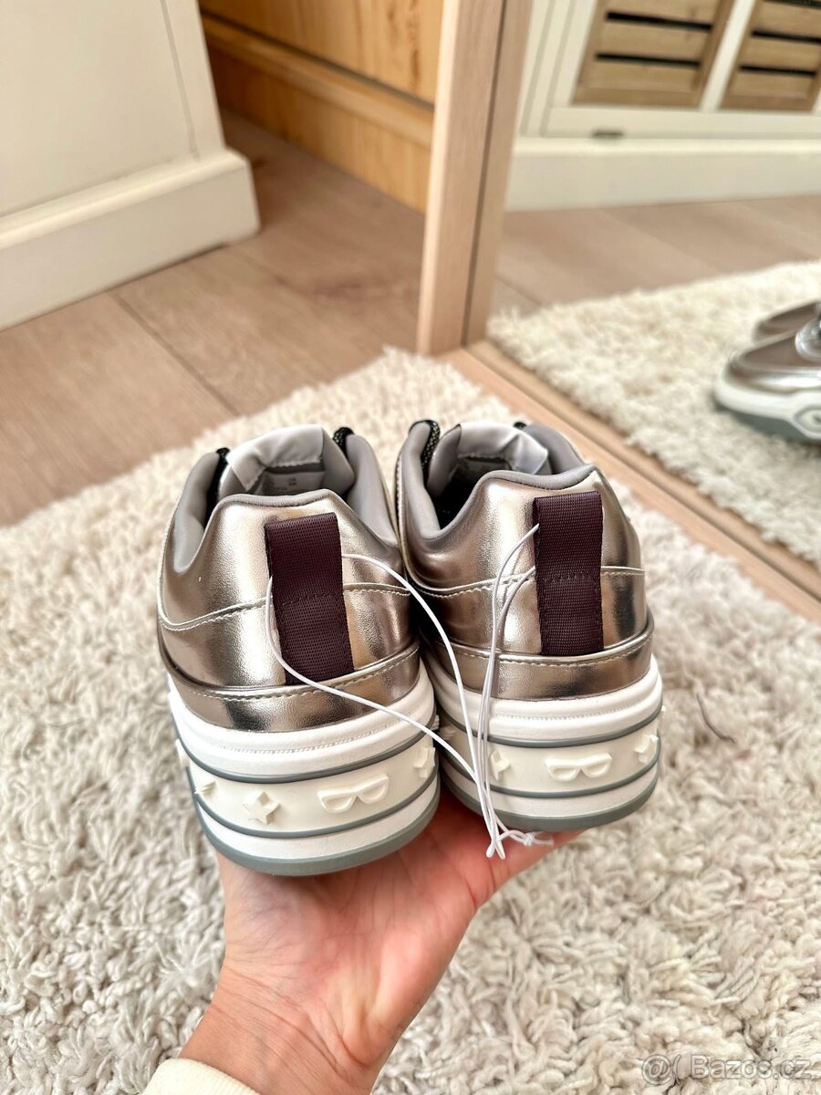 STŘÍBRNÉ TENISKY KARL LAGERFELD - 4