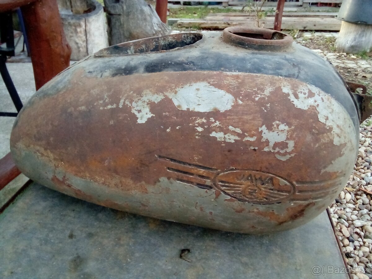 JAWA ČZ-NÁDRŽ - 4